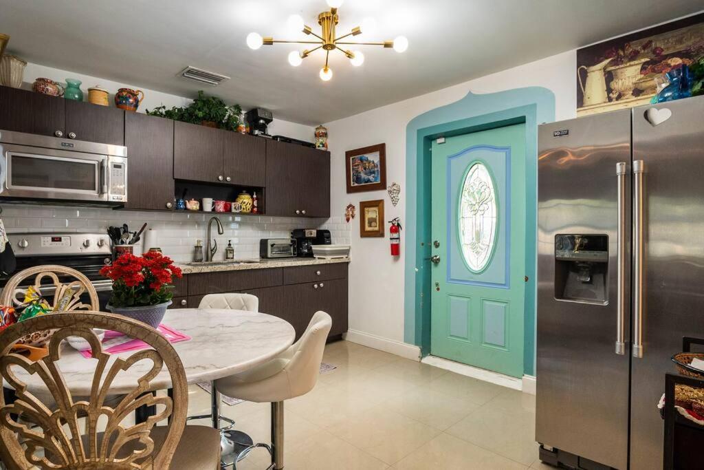 Tropical Pool Luxury Home Best Location Beaches Restaurant Hard Rock Fun Hallandale Beach Exteriör bild